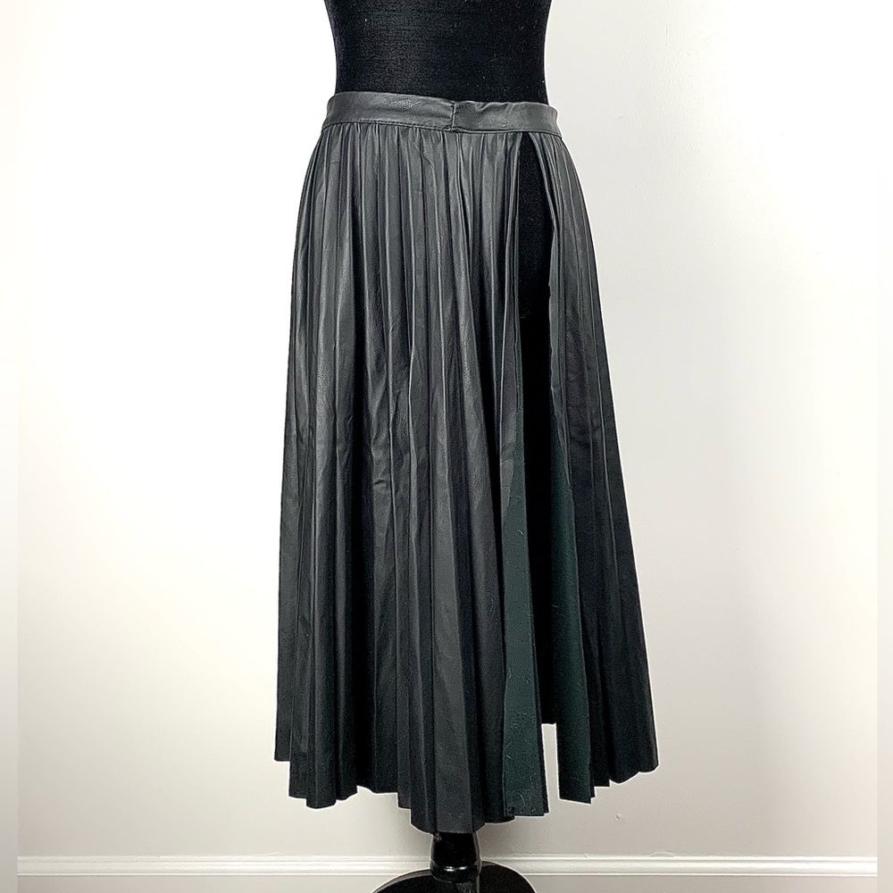 Women’s Black Faux Leather Pleated Open Leg Slit Maxi Skirt, SZ: SML